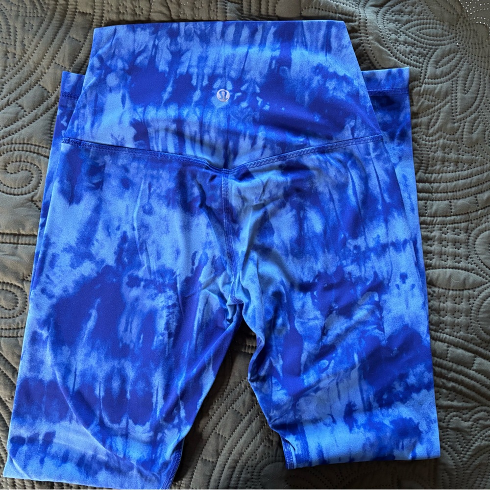 Lululemon align leggings size 4, 25 inch.
